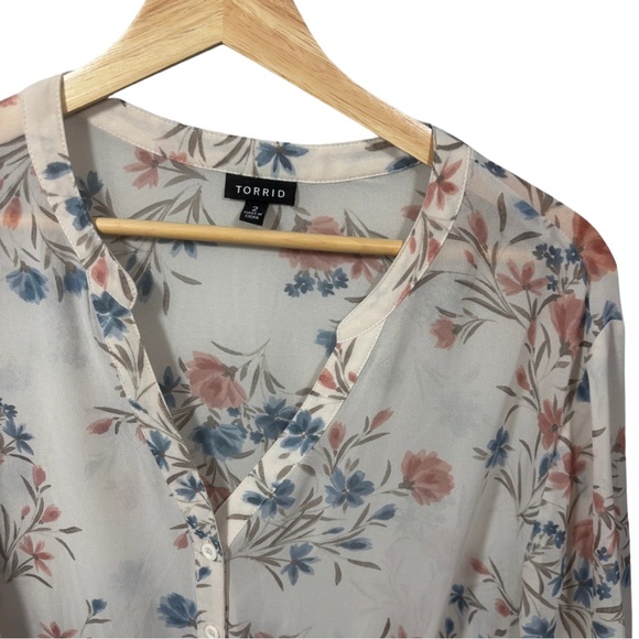 Torrid Floral Sheer Short Sleeve Shirt - Picture 2 of 3